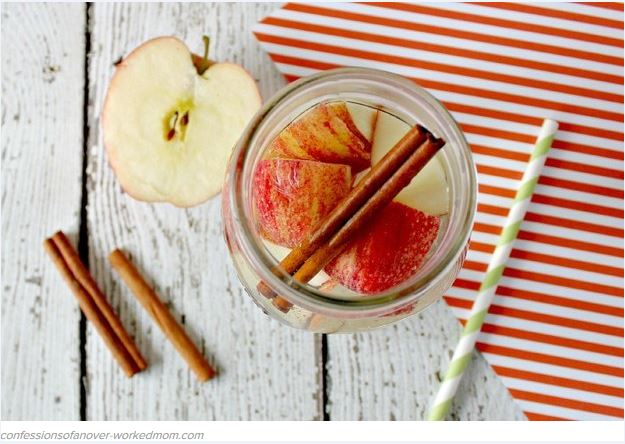 8 DIY Fruit-Infused Water Recipes